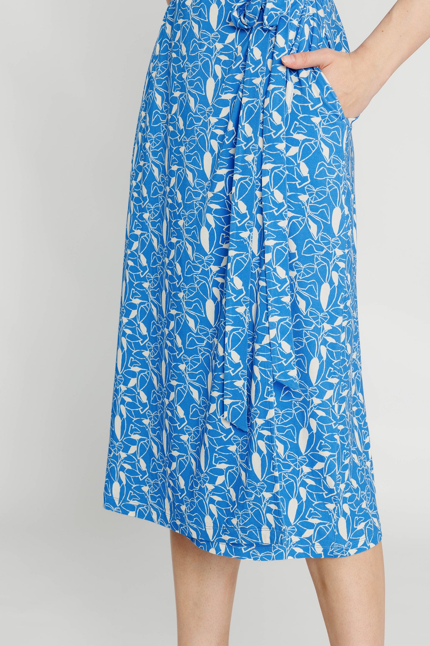 Flutter-sleeve Midi Wrap Dress - Blue Botanical