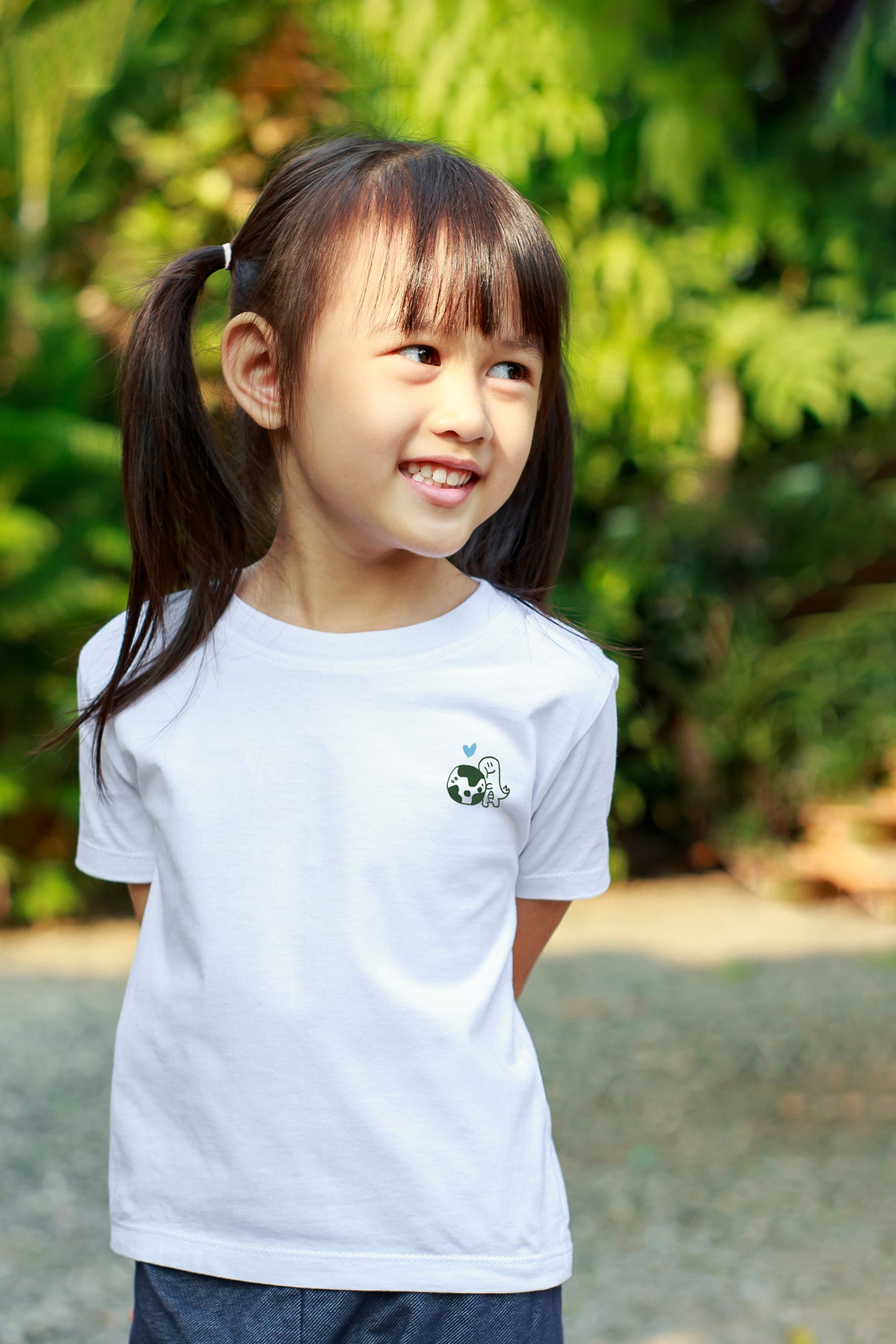 Kids Boxy Bamboo Tee x Andre Chu - Love Earth