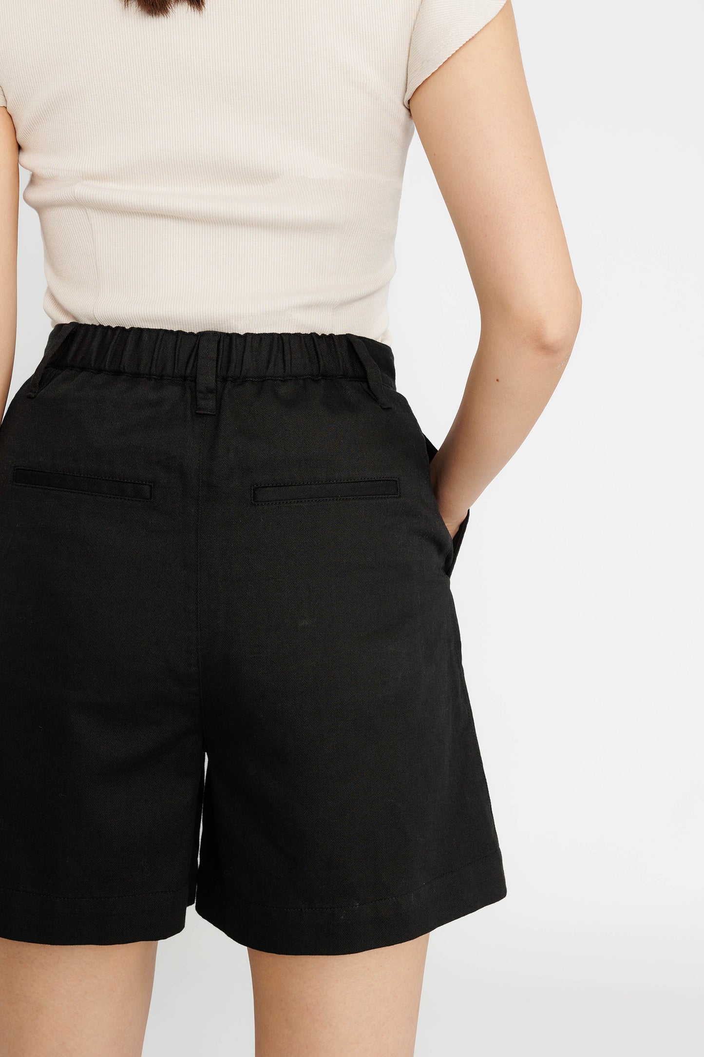 High-waist Tailored Shorts - Black