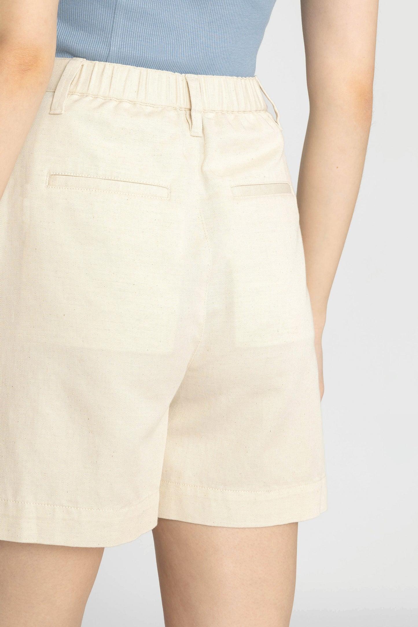 High-waist Tailored Shorts - Raw